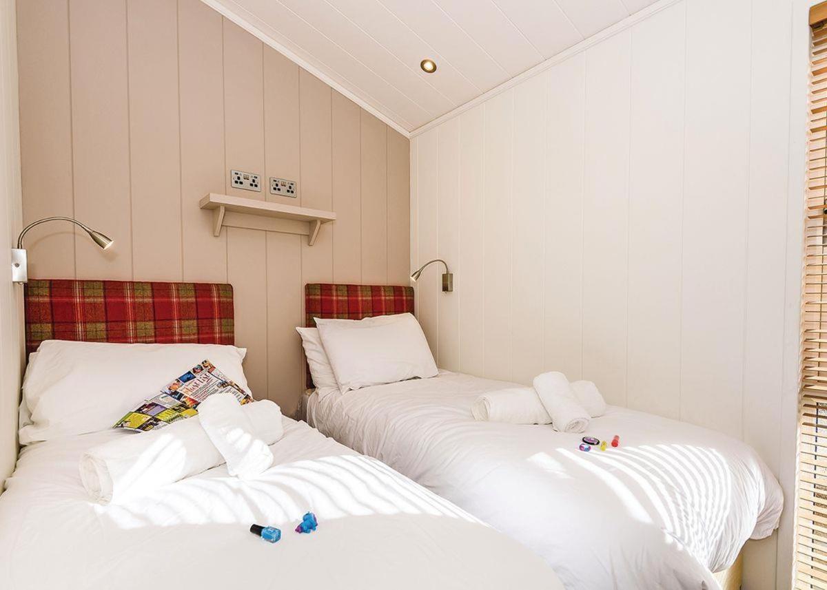Keswick Reach Lodge Retreat Bassenthwaite Lake Exterior photo
